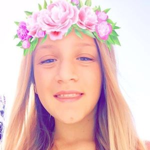 Meet your Posher, Desirae